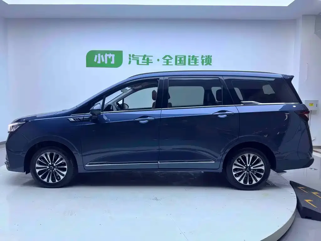 Wuling Jiachen — фото 7