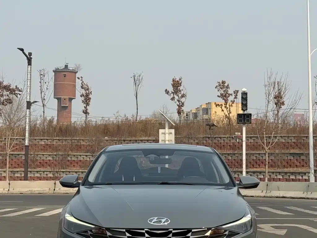 Hyundai Elantra 2023 из CN, фото 10