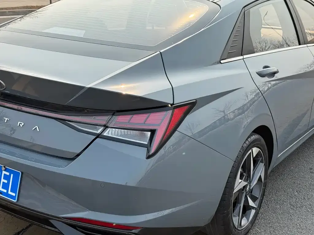 Hyundai Elantra 2023 из CN, фото 4