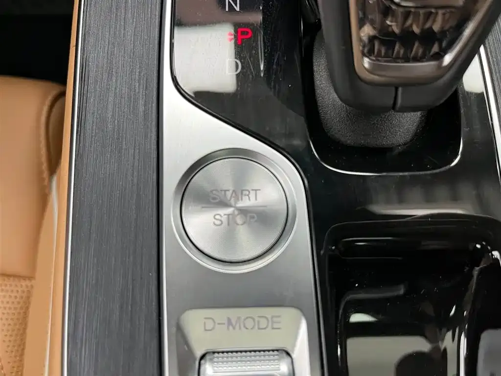 GAC Motor Trumpchi GS8 — фото 2