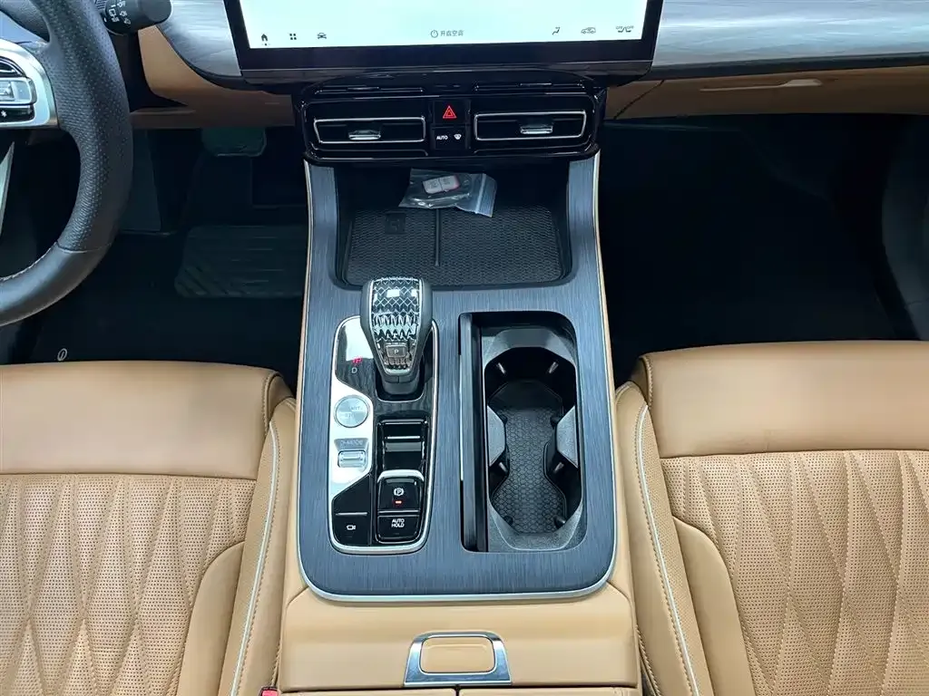 GAC Motor Trumpchi GS8 — фото 7