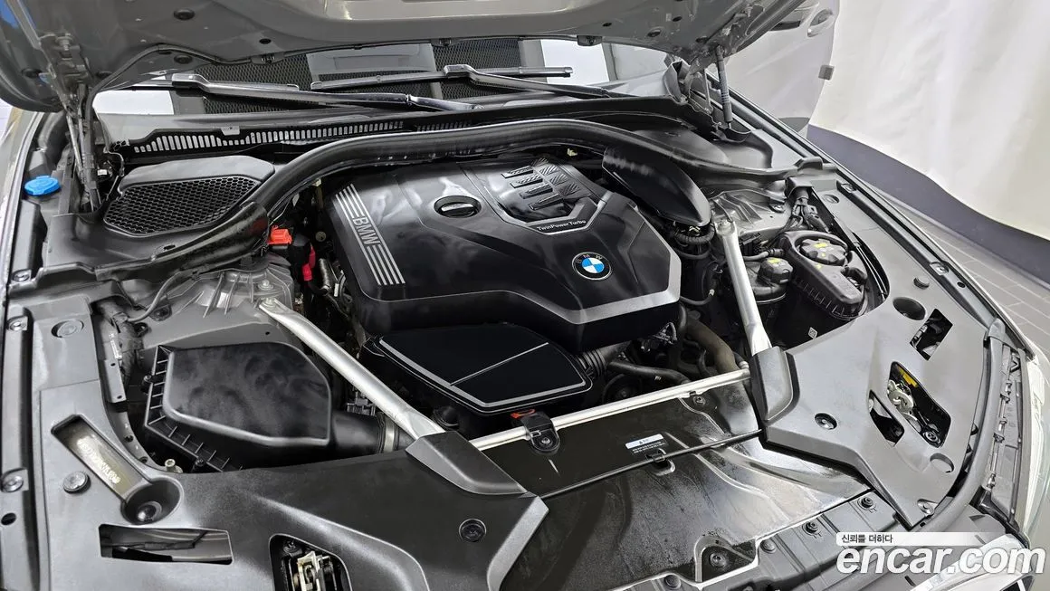 BMW 5-Series 2022 из KR, фото 10