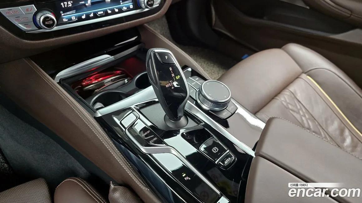 BMW 5-Series 2022 из KR, фото 7