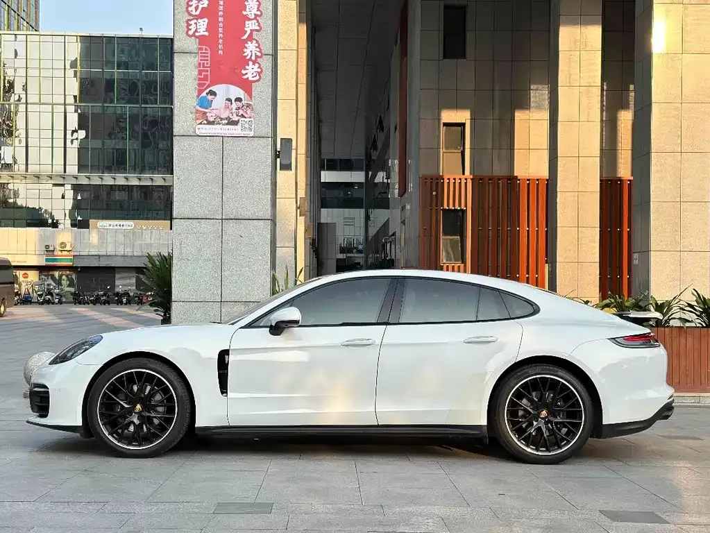 Porsche Panamera 2021 из CN, фото 3
