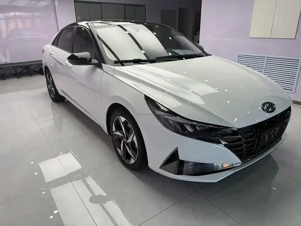 Hyundai Elantra 2023 из CN, фото 4
