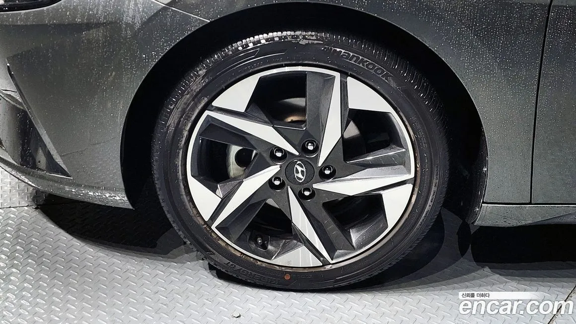 Hyundai AVANTE — фото 8