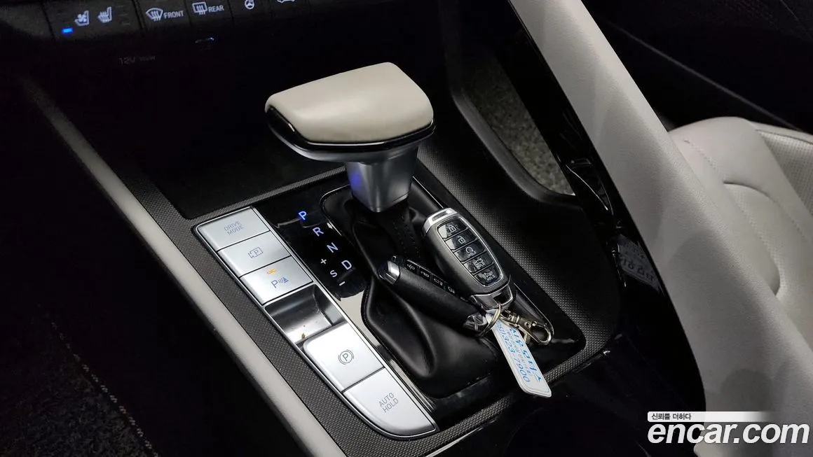 Hyundai AVANTE — фото 3