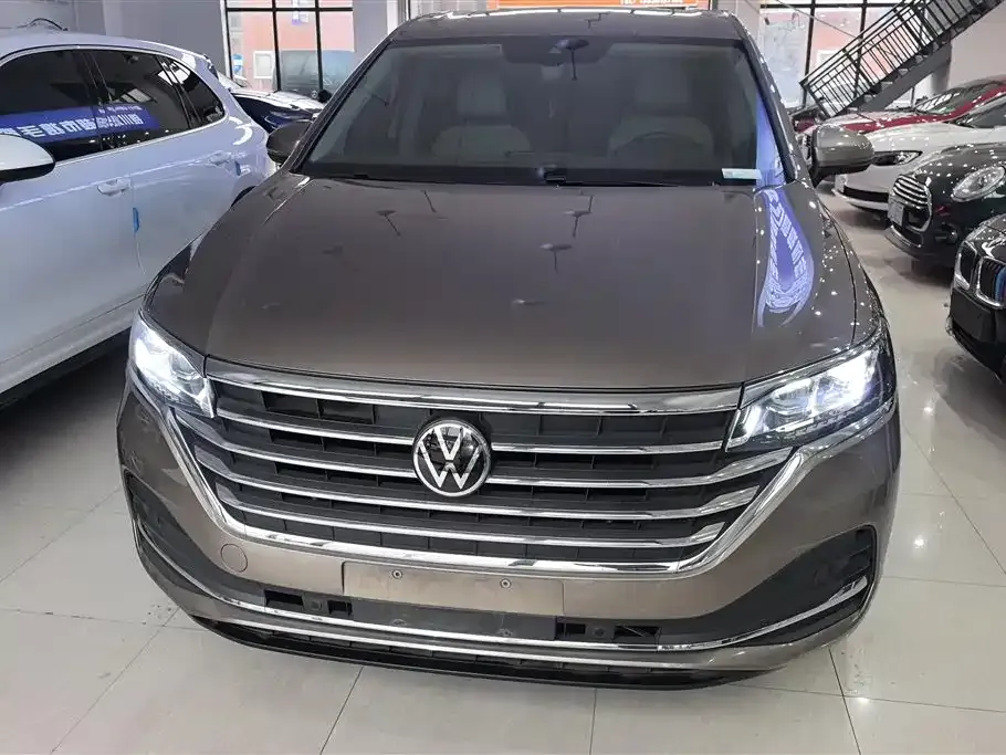 Volkswagen Viloran 2023 из CN, фото 8