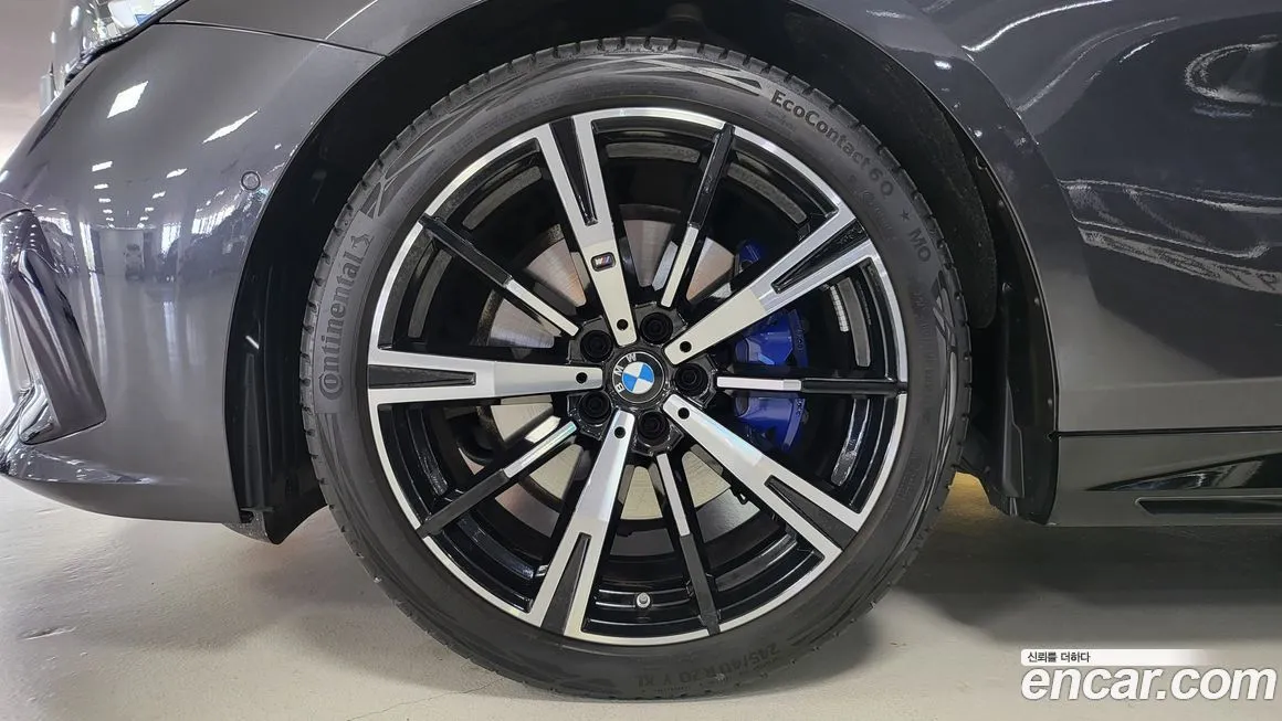 BMW 5-Series 2024 из KR, фото 4