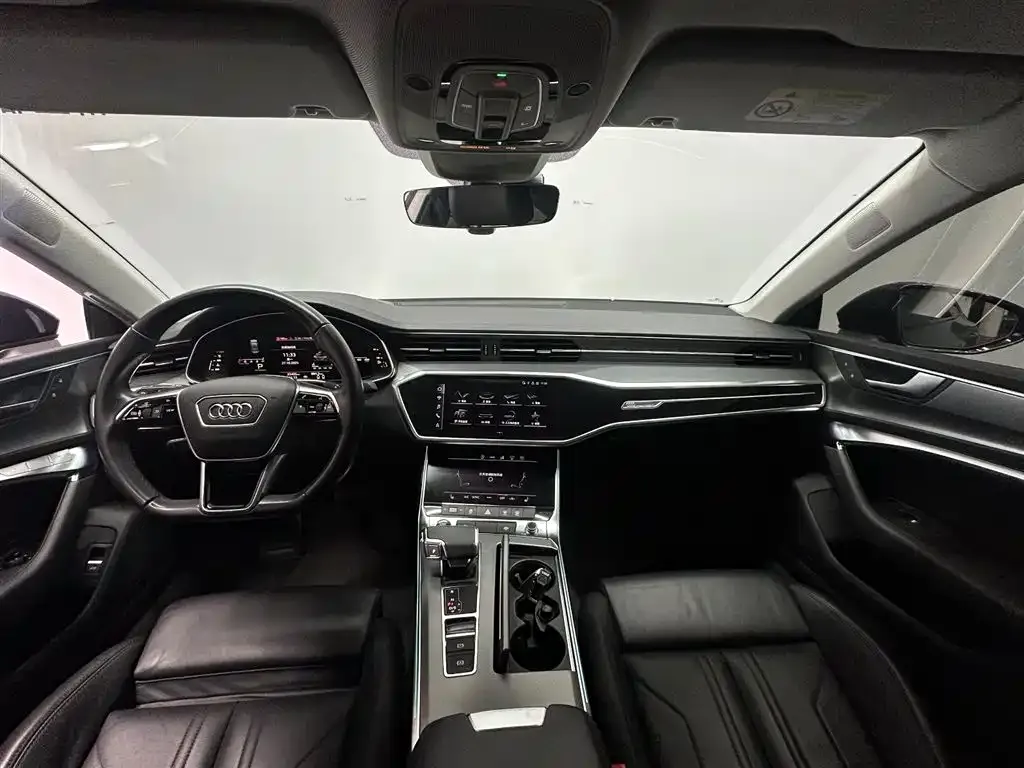 Audi A7 2021 из CN, фото 4