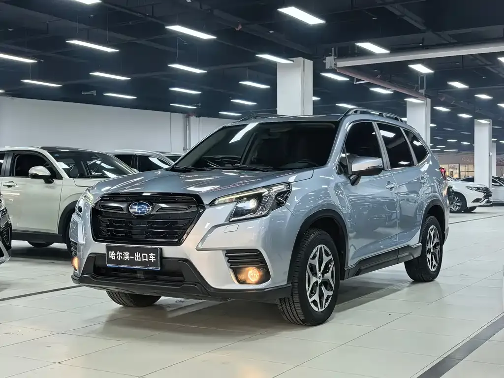 Subaru Forester — фото 1