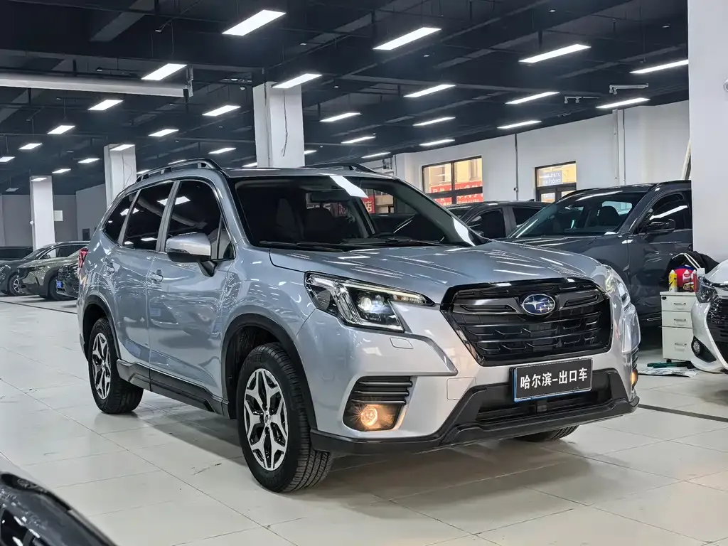 Subaru Forester — фото 7