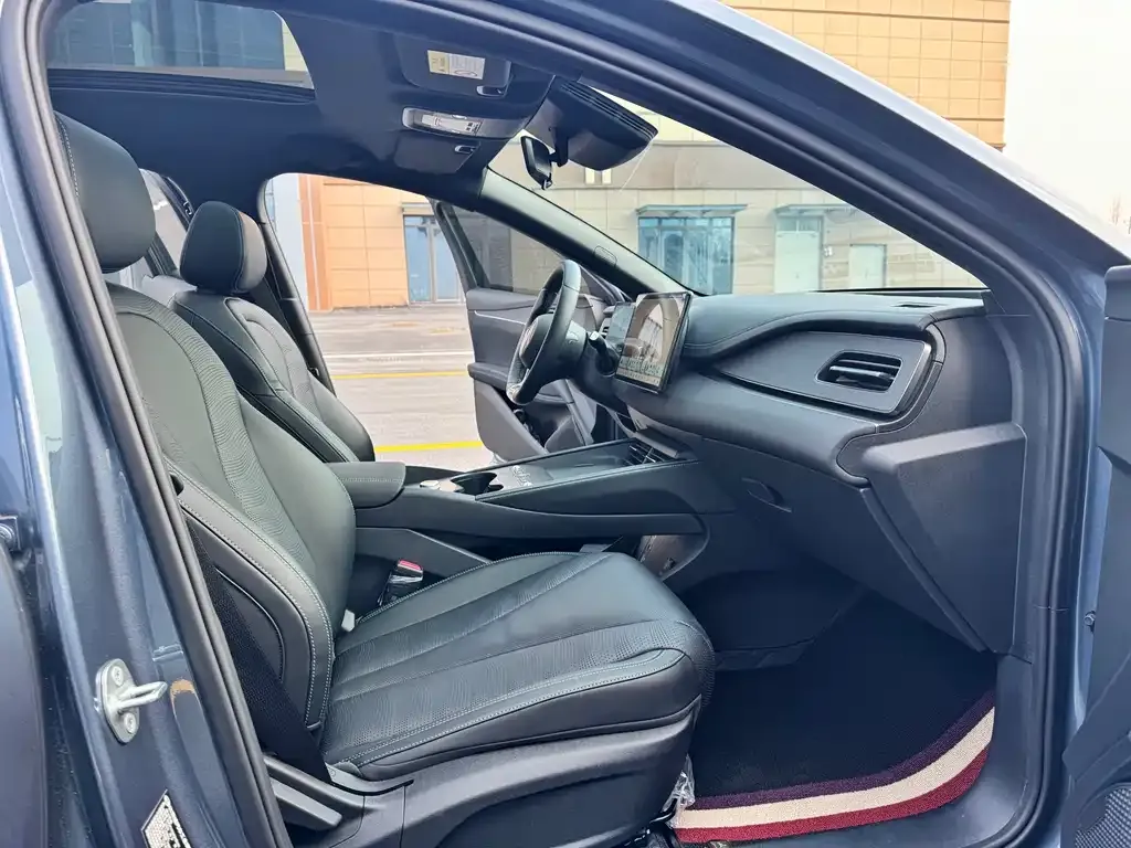 BYD Seal 06 DM-i Touring Edition — фото 8