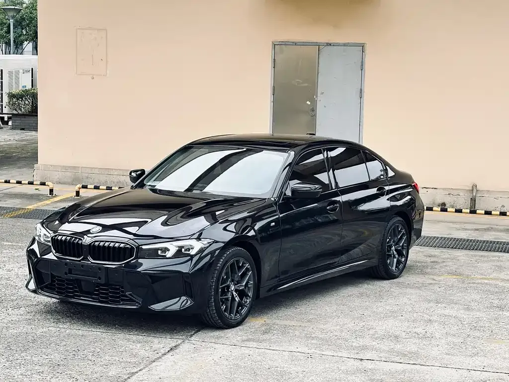 BMW 3 Series — фото 1