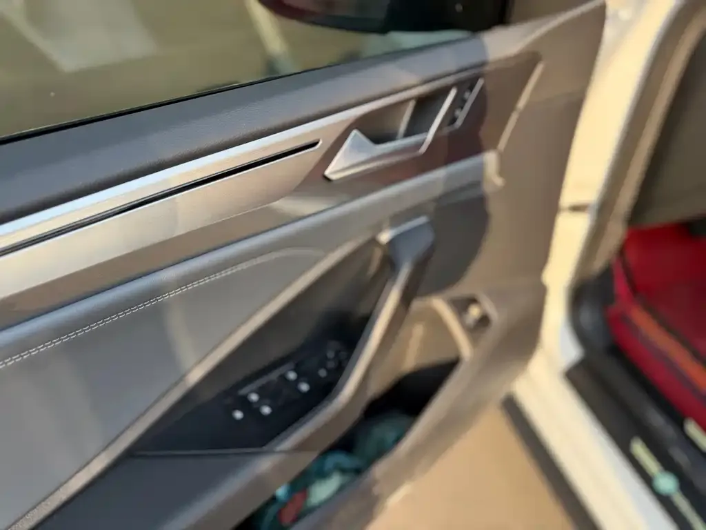 Volkswagen Sagitar 2025 из CN, фото 3