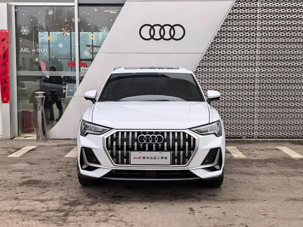 Audi Q3 2023 из CN, фото 2
