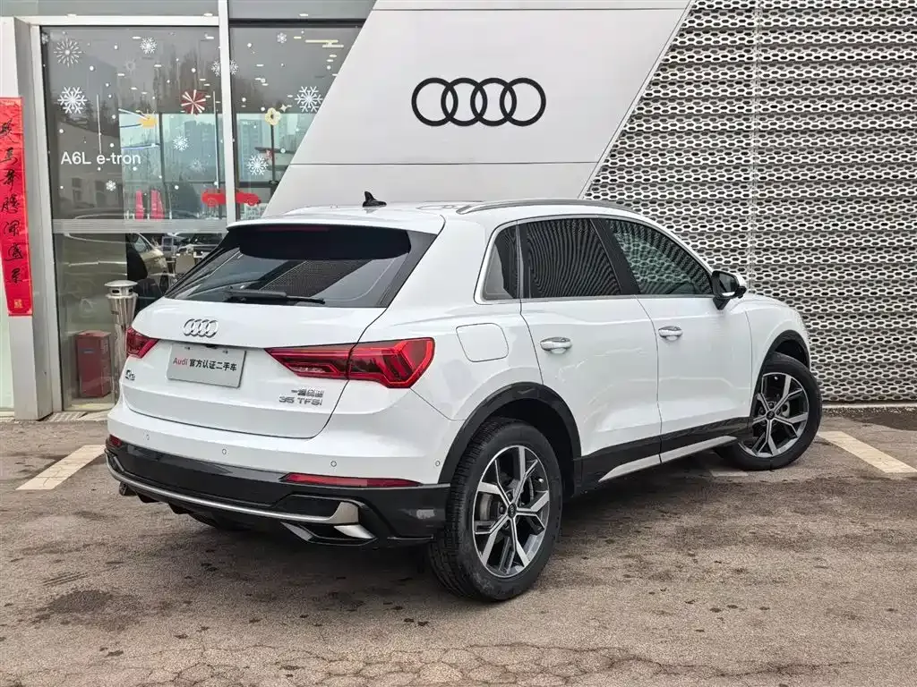 Audi Q3 2023 из CN, фото 6