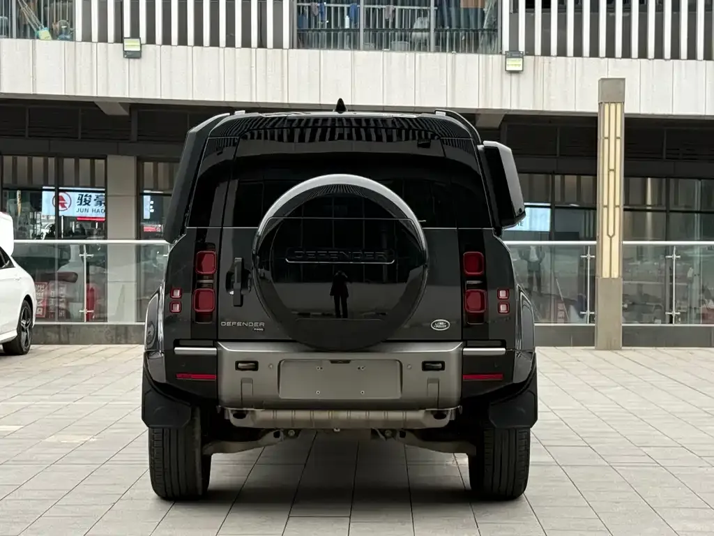 Land Rover Defender 2023 из CN, фото 5