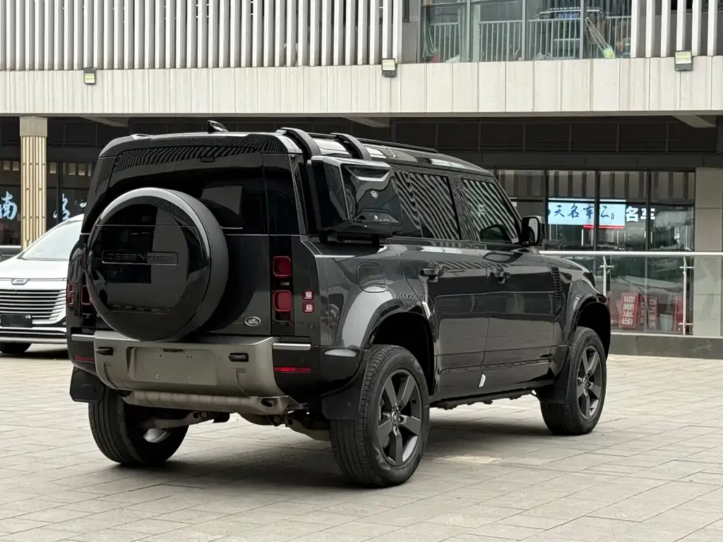 Land Rover Defender 2023 из CN, фото 7