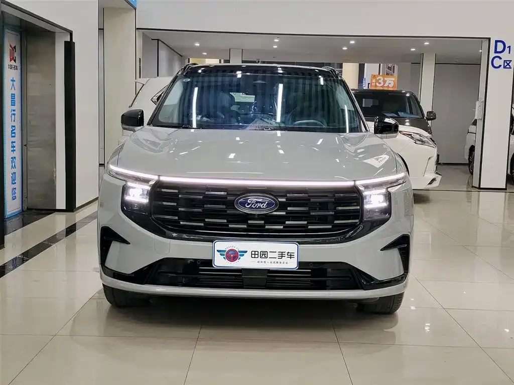 Ford Edge 2023 из CN, фото 5