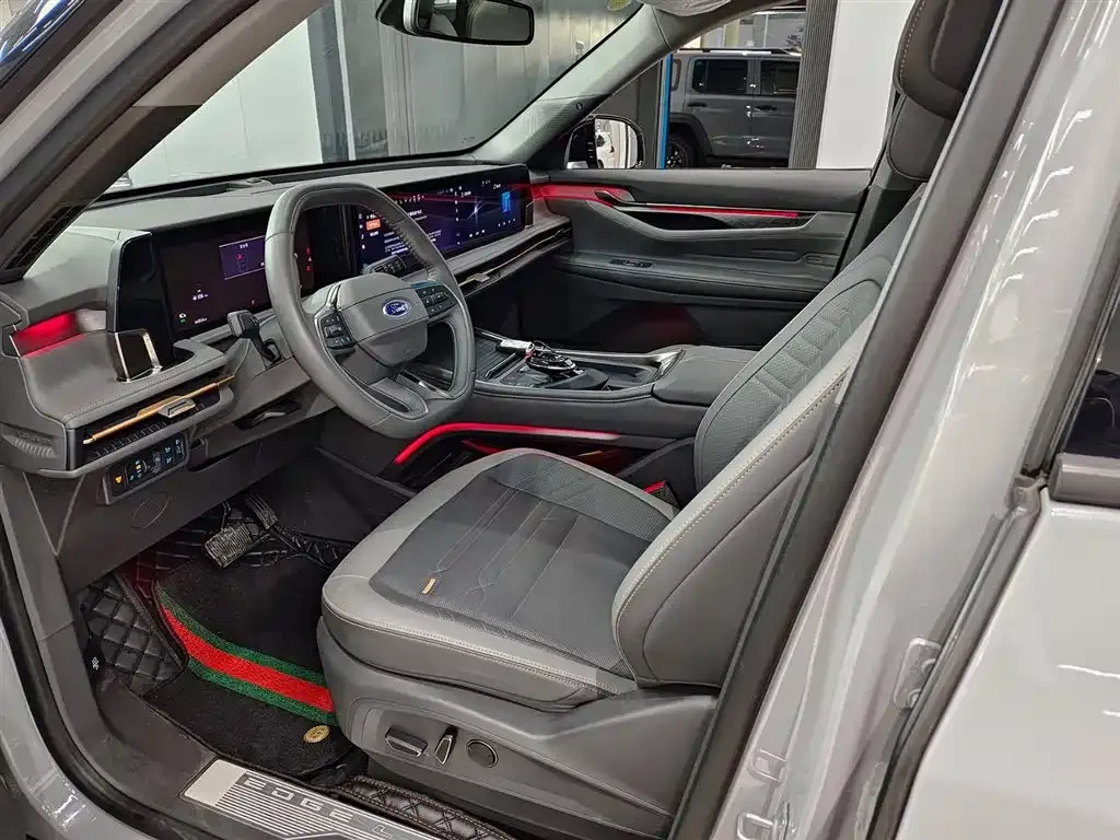 Ford Edge 2023 из CN, фото 6