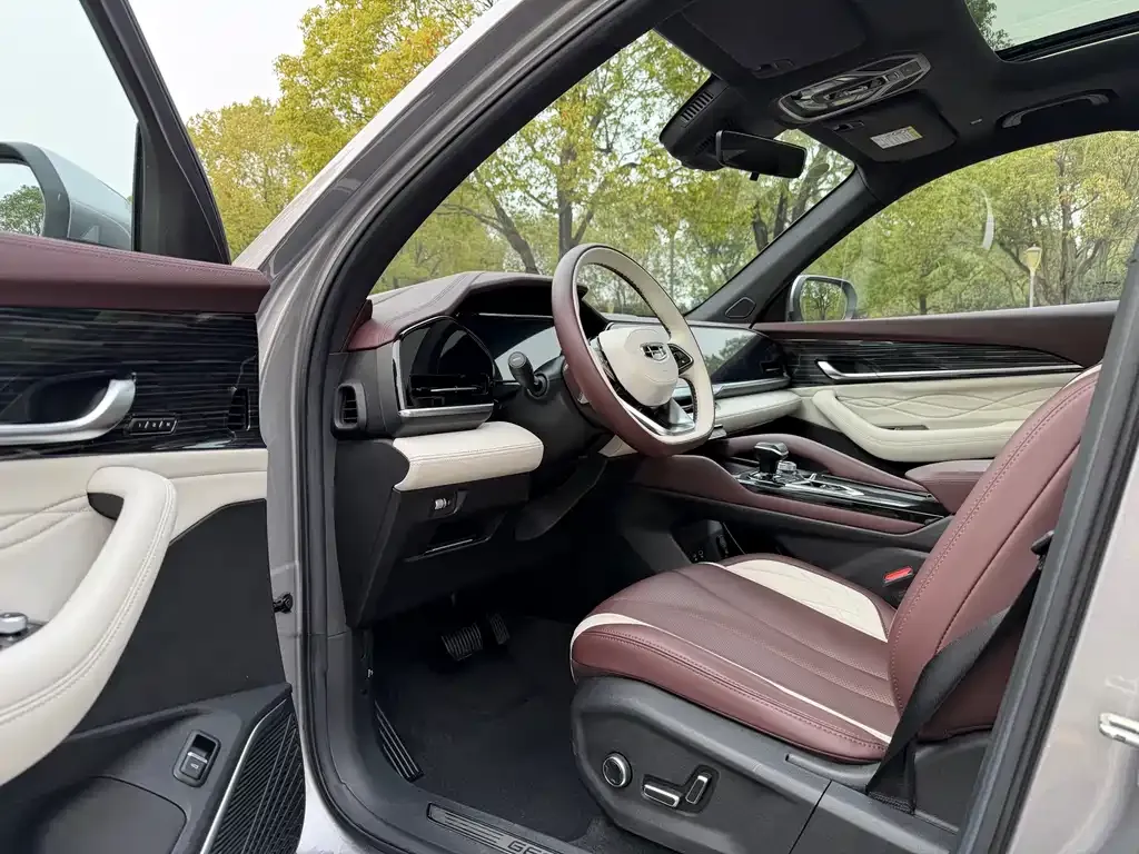 Geely Xingyue L 2024 из CN, фото 2