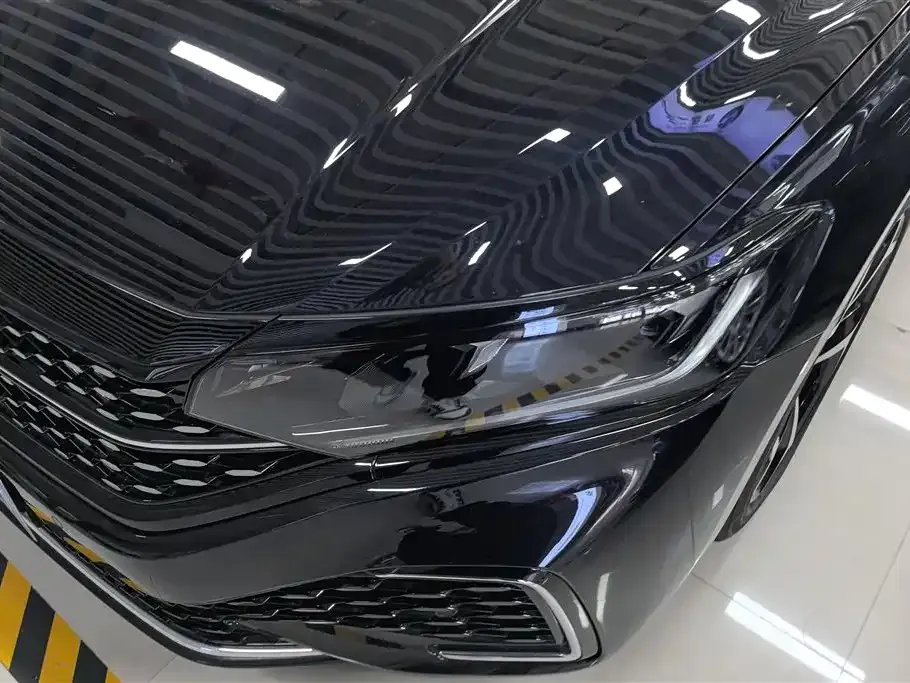 Volkswagen Passat — фото 7