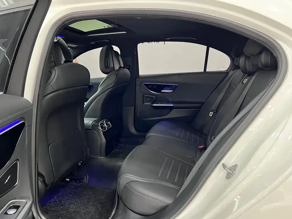 Mercedes-Benz C-Class 2023 из CN, фото 3