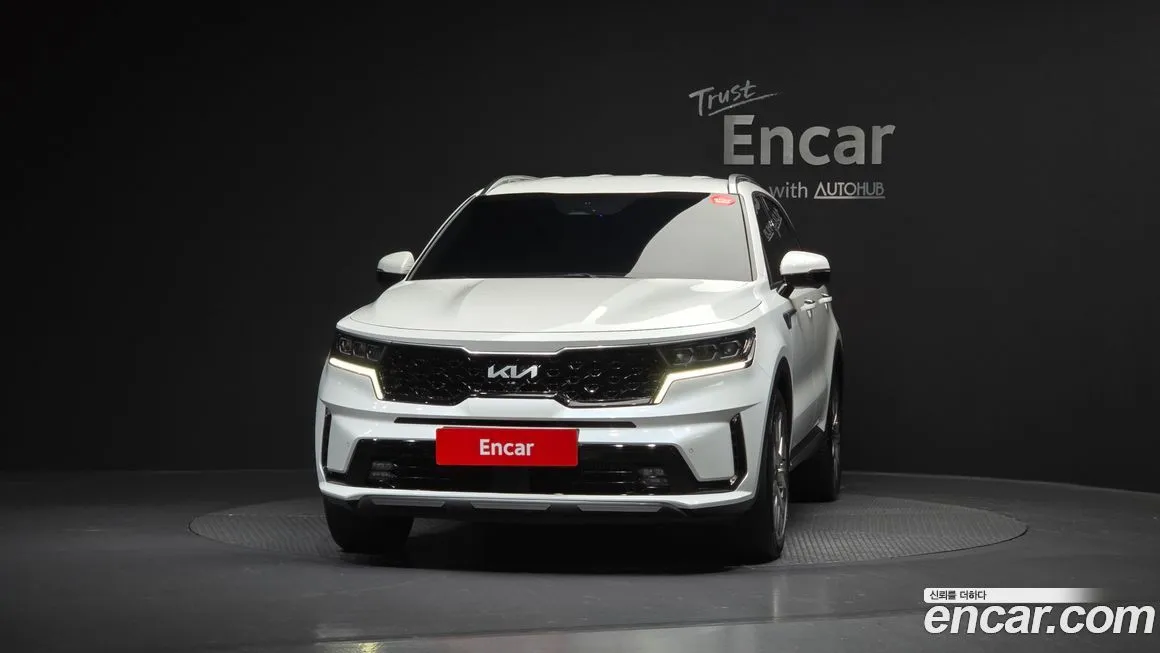Kia Sorento — фото 8