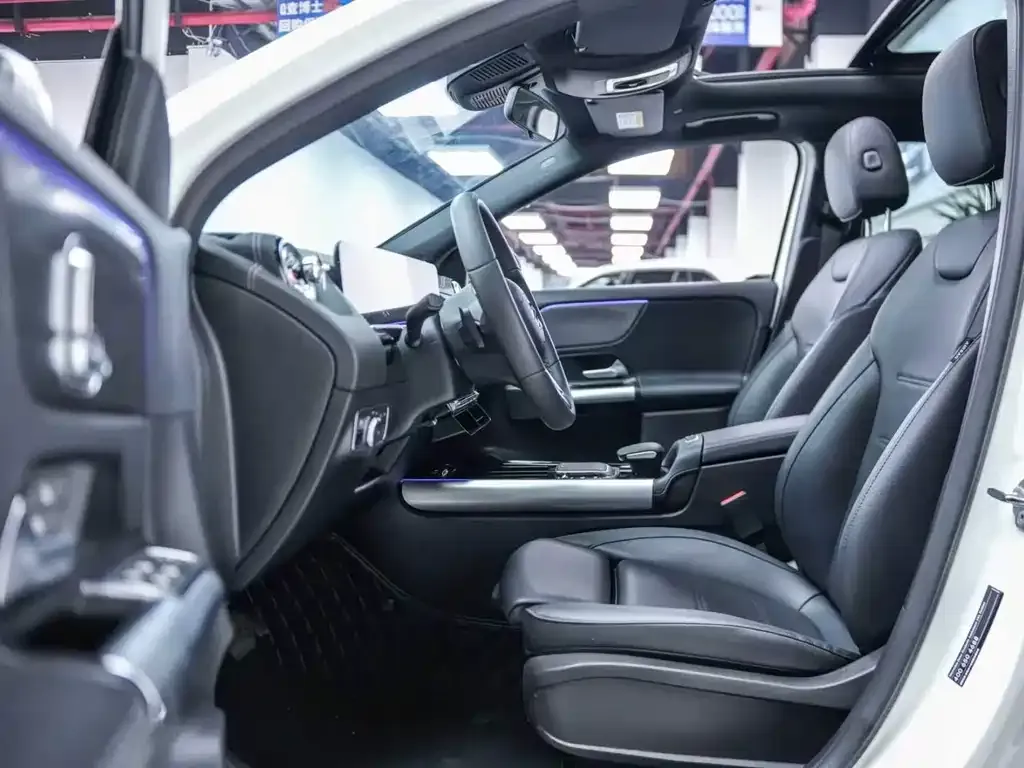 Mercedes-Benz GLA — фото 7
