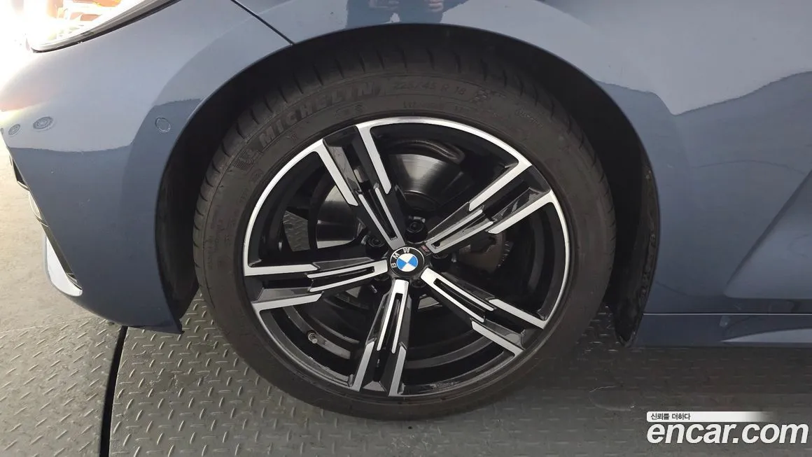 BMW 4-Series 2022 из KR, фото 3