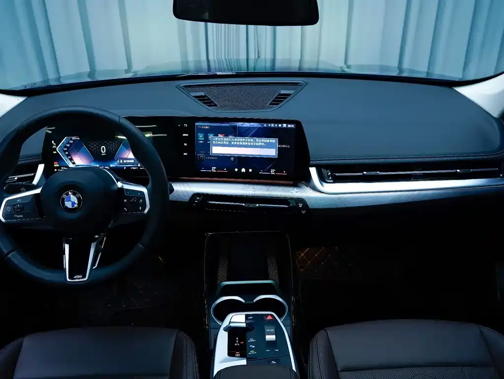 BMW X1 2025 из CN, фото 3