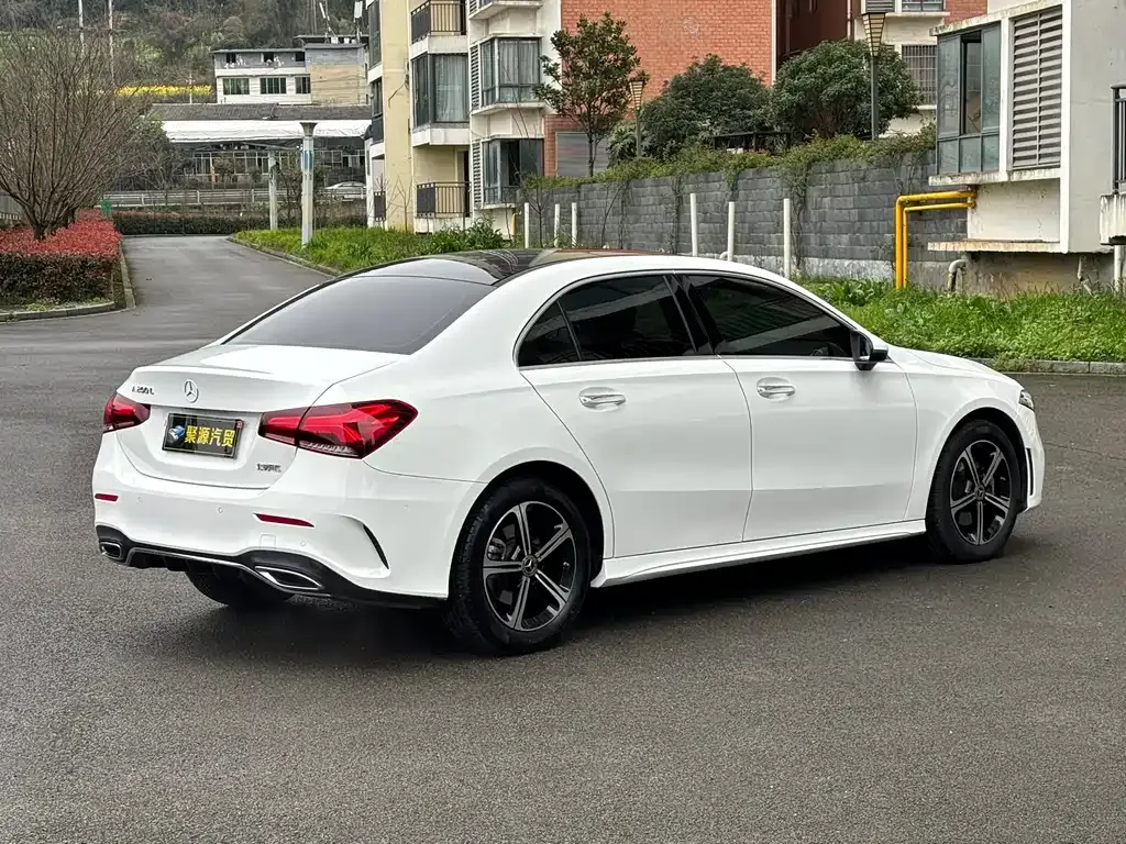 Mercedes-Benz A-Class — фото 4