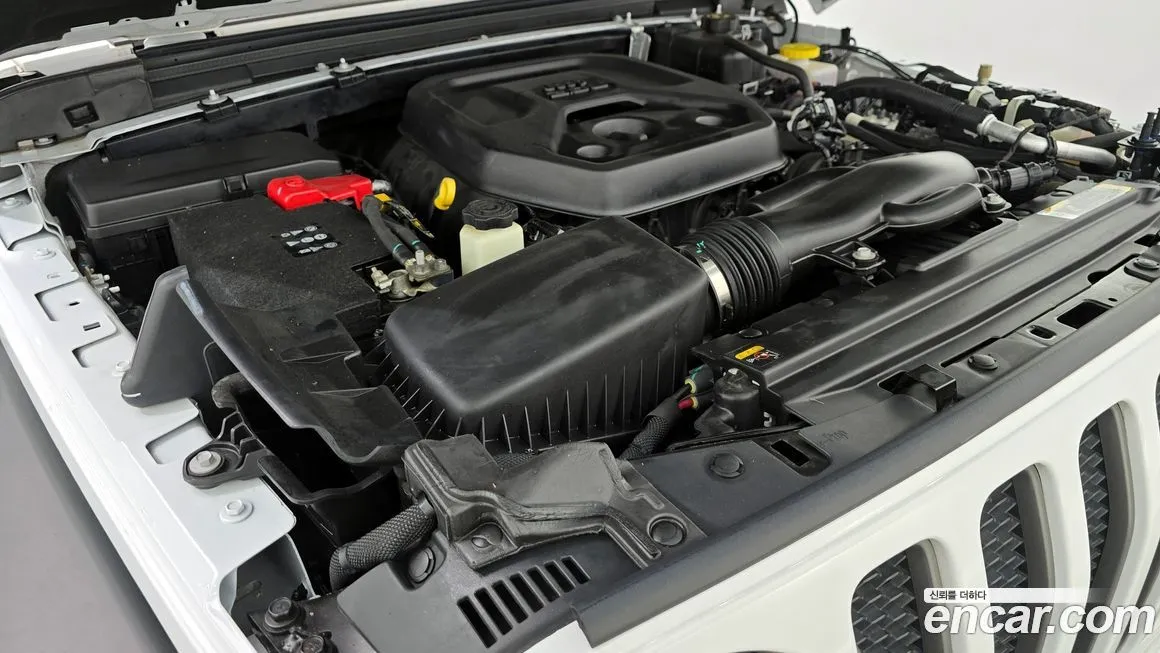 Jeep Wrangler 2023 из KR, фото 3