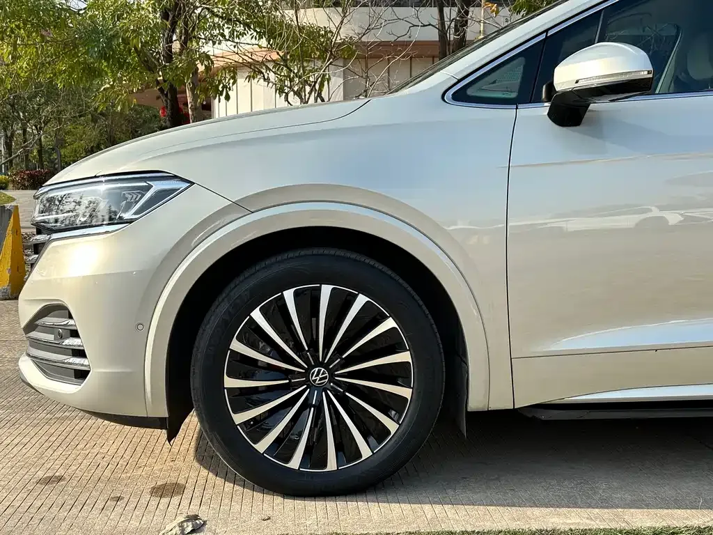 Volkswagen Viloran 2022 из CN, фото 4