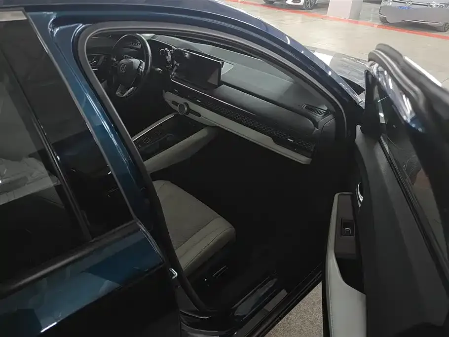 Honda Accord New Energy 2023 из CN, фото 6