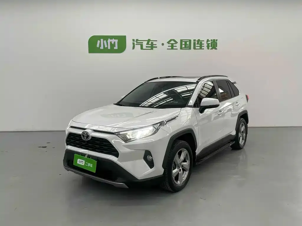 Toyota RAV4 2022 из CN, фото 1