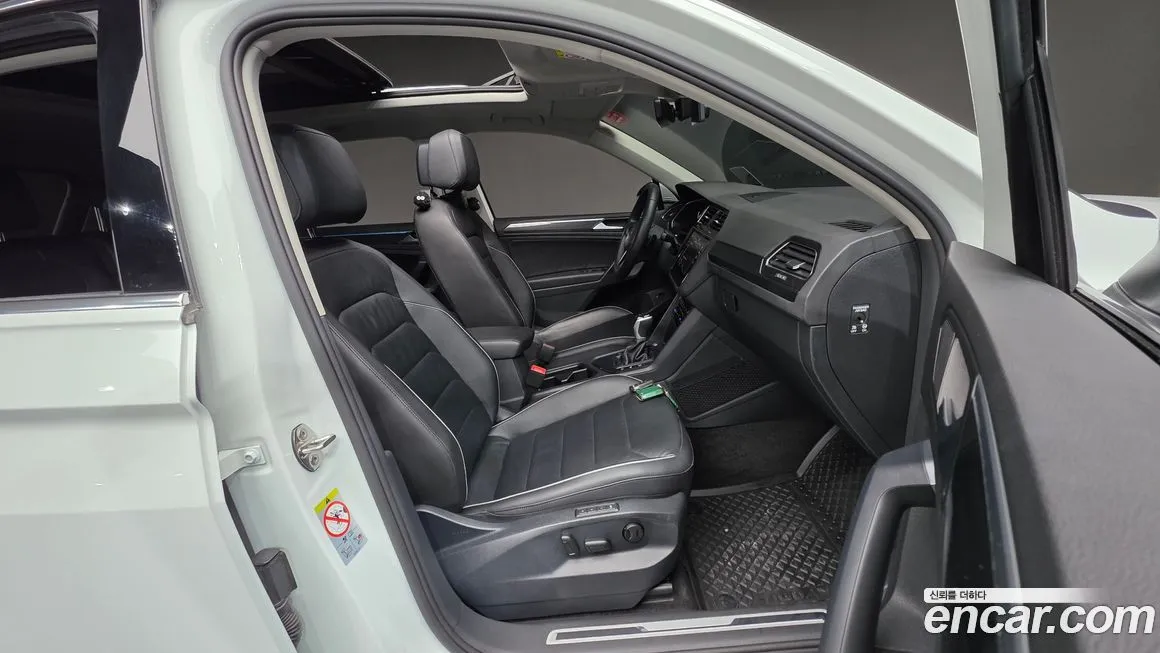 Volkswagen Tiguan — фото 9