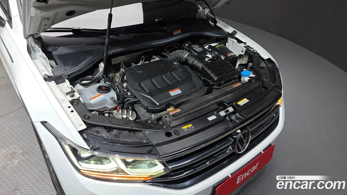 Volkswagen Tiguan — фото 5