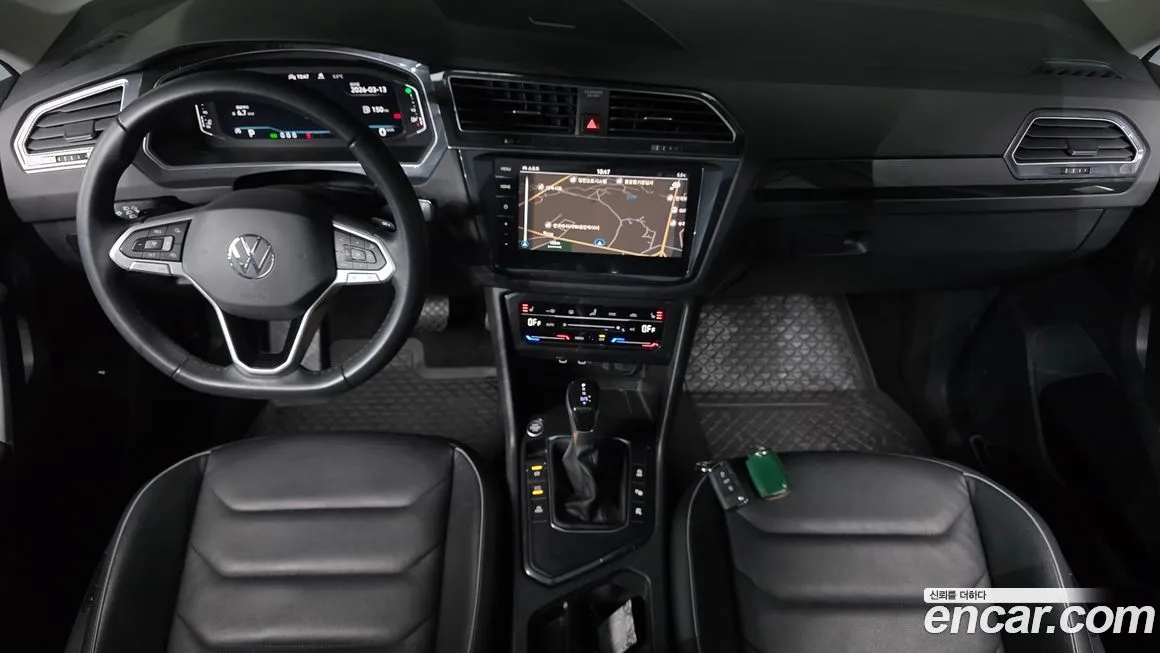 Volkswagen Tiguan — фото 6