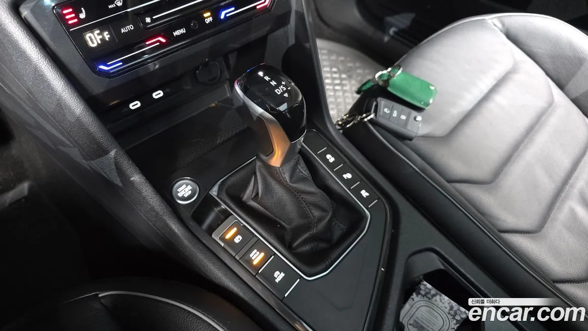 Volkswagen Tiguan — фото 4
