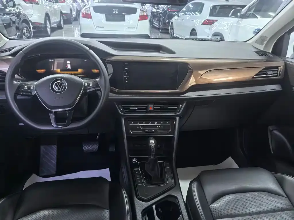 Volkswagen Tharu 2023 из CN, фото 4