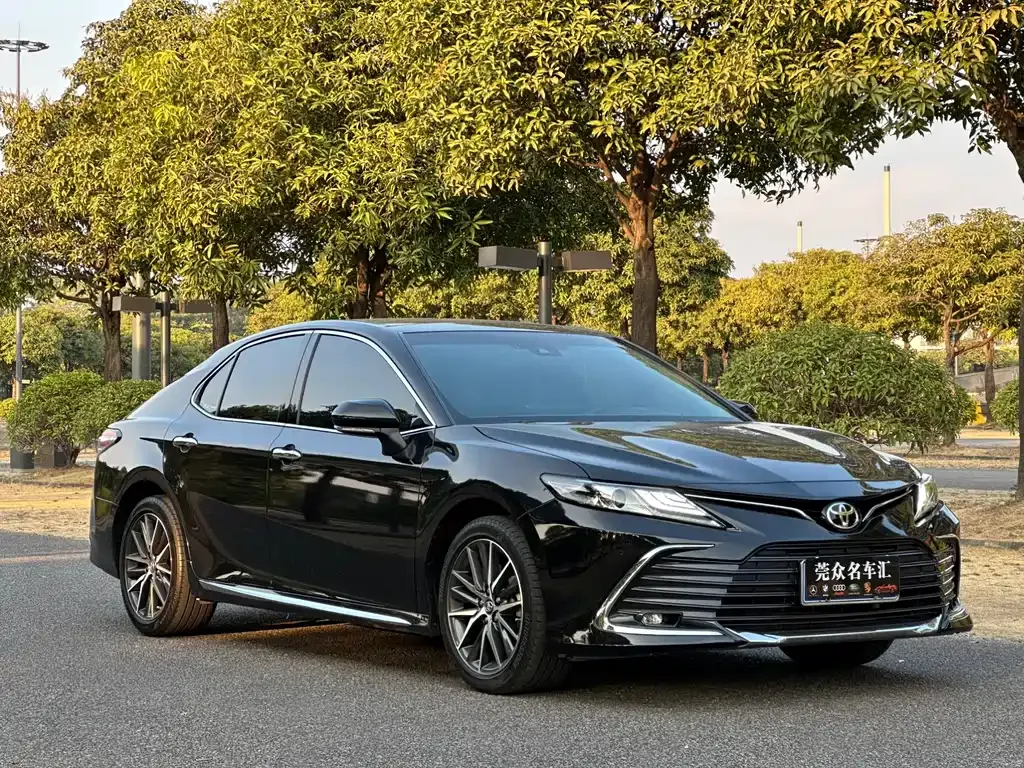 Toyota Camry 2023 из CN, фото 10