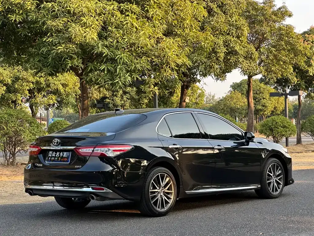 Toyota Camry 2023 из CN, фото 8