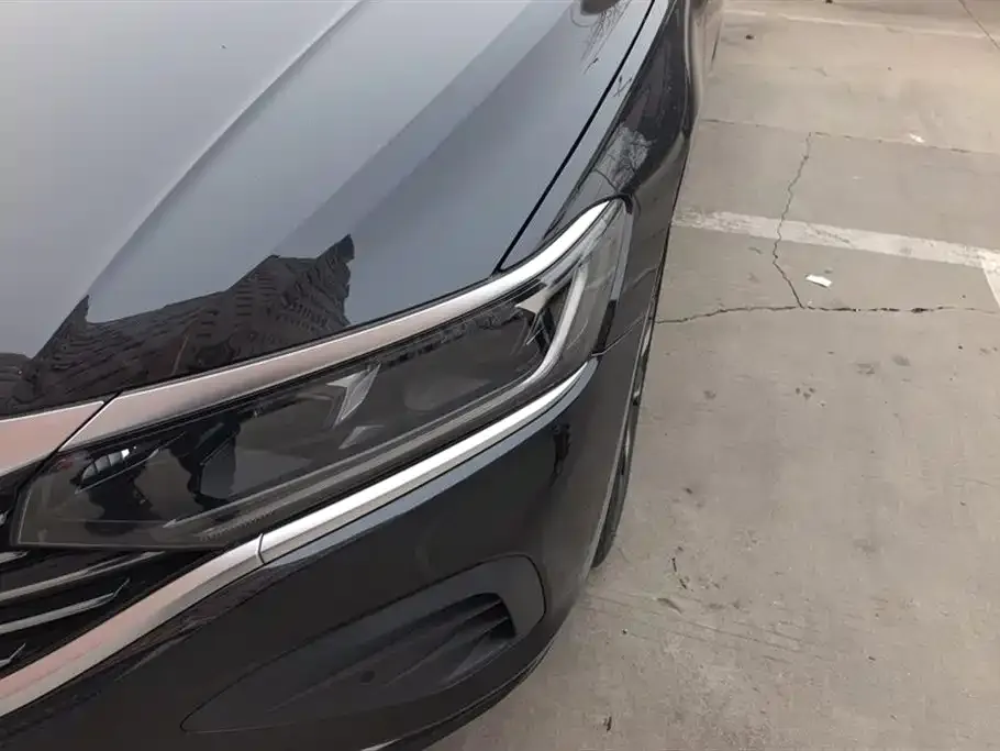Volkswagen Passat — фото 7