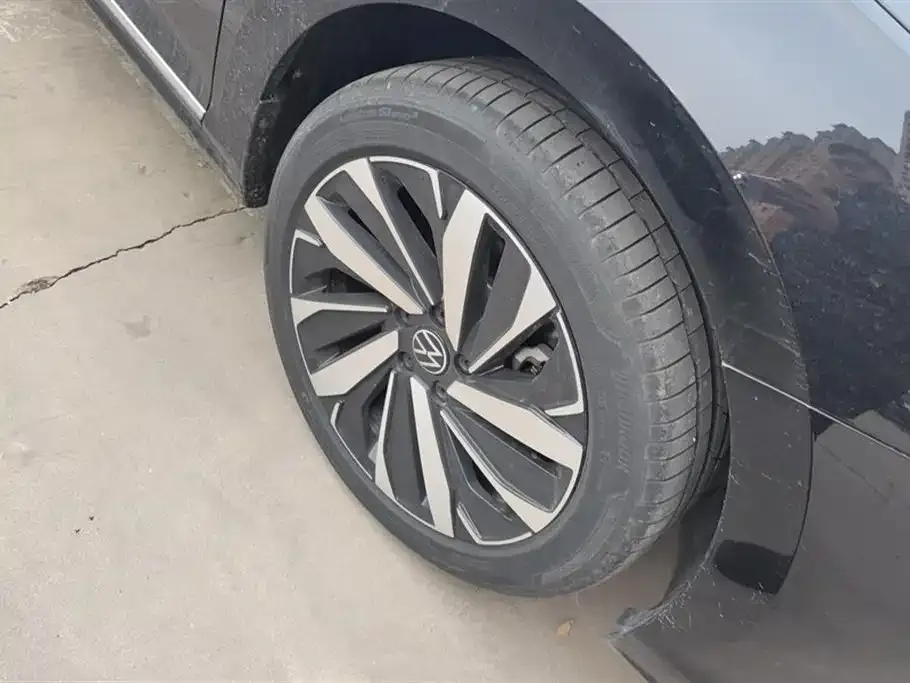 Volkswagen Passat — фото 2