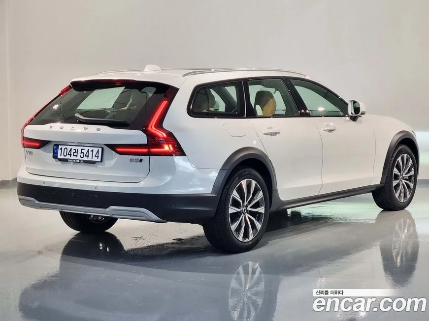 Volvo V90 2025 из KR, фото 6