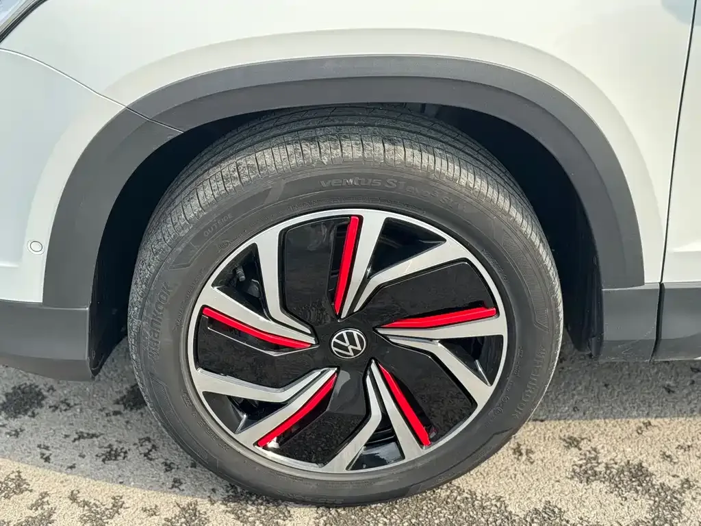 Volkswagen Tharu 2024 из CN, фото 8