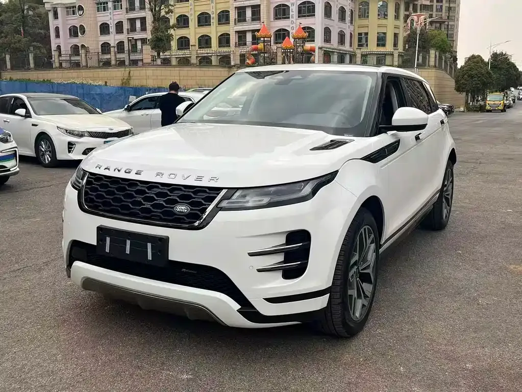 Land Rover Evoque — фото 1