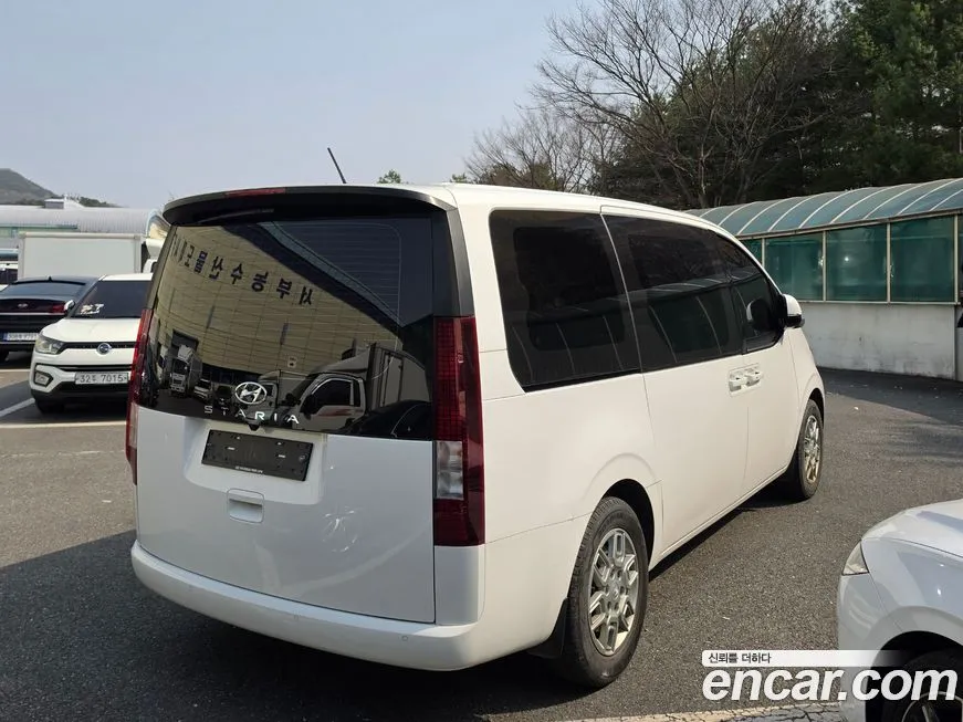 Hyundai Staria 2024 из KR, фото 3